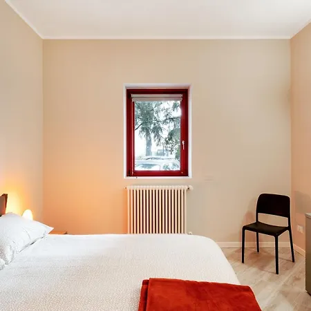 Guesthost - Maggiore Flats Bolonia