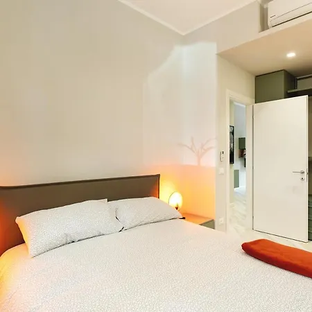 Guesthost - Maggiore Flats 볼로냐