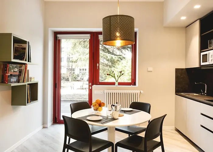 Guesthost - Maggiore Flats شقة *