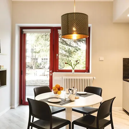 Guesthost - Maggiore Flats Apartman *