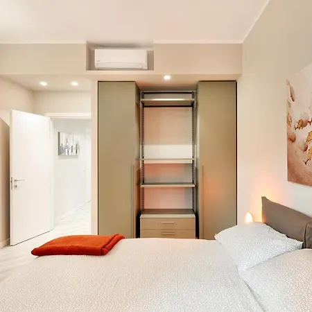 Guesthost - Maggiore Flats Apartman Bologna