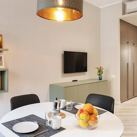 Guesthost - Maggiore Flats * Bologna